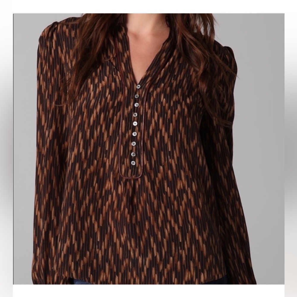 Elizabeth and James brown top